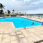 Studio Vue Mer Au Nettle Bay Beach Club