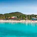 Le Domaine Beach Resort
