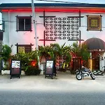 Love Hotel