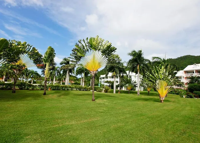 Le Domaine Beach Resort