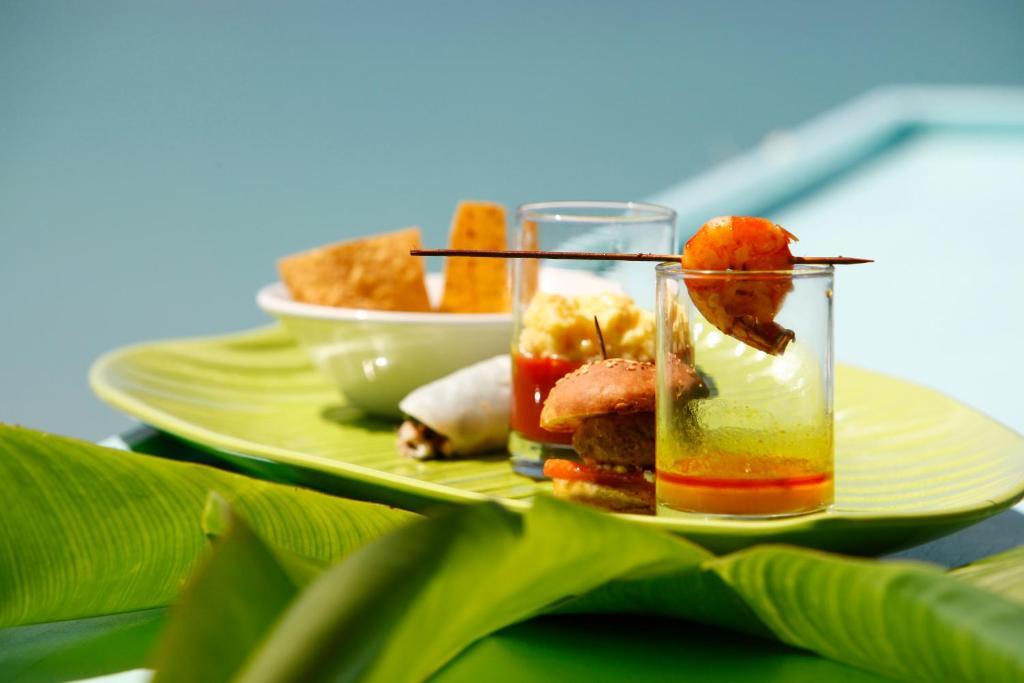Le Domaine Beach And 4* Saint Martin