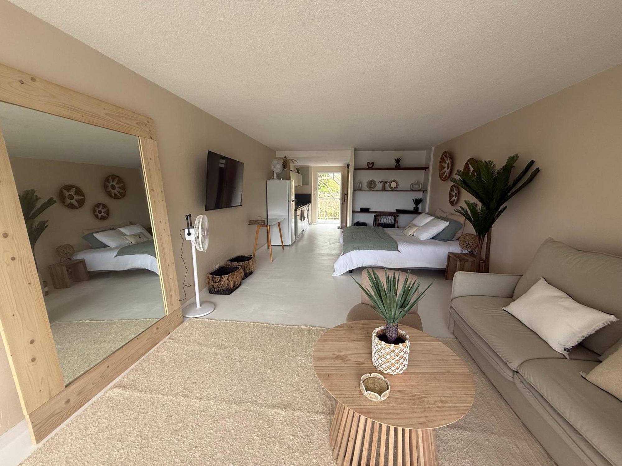 Cosy Avec Piscine Saint Martin