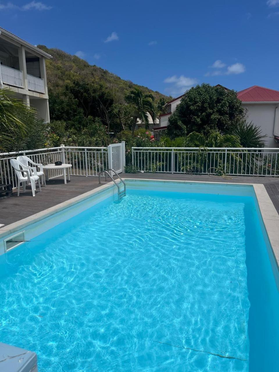 Appartement Vue Avec Piscine