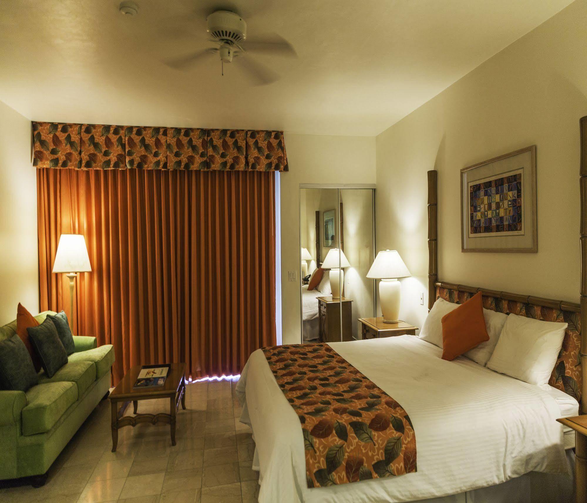 The Towers At Mullet Bay 3*