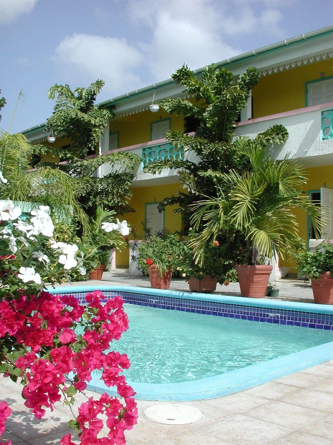 Turquoise Shell 2* Saint Martin