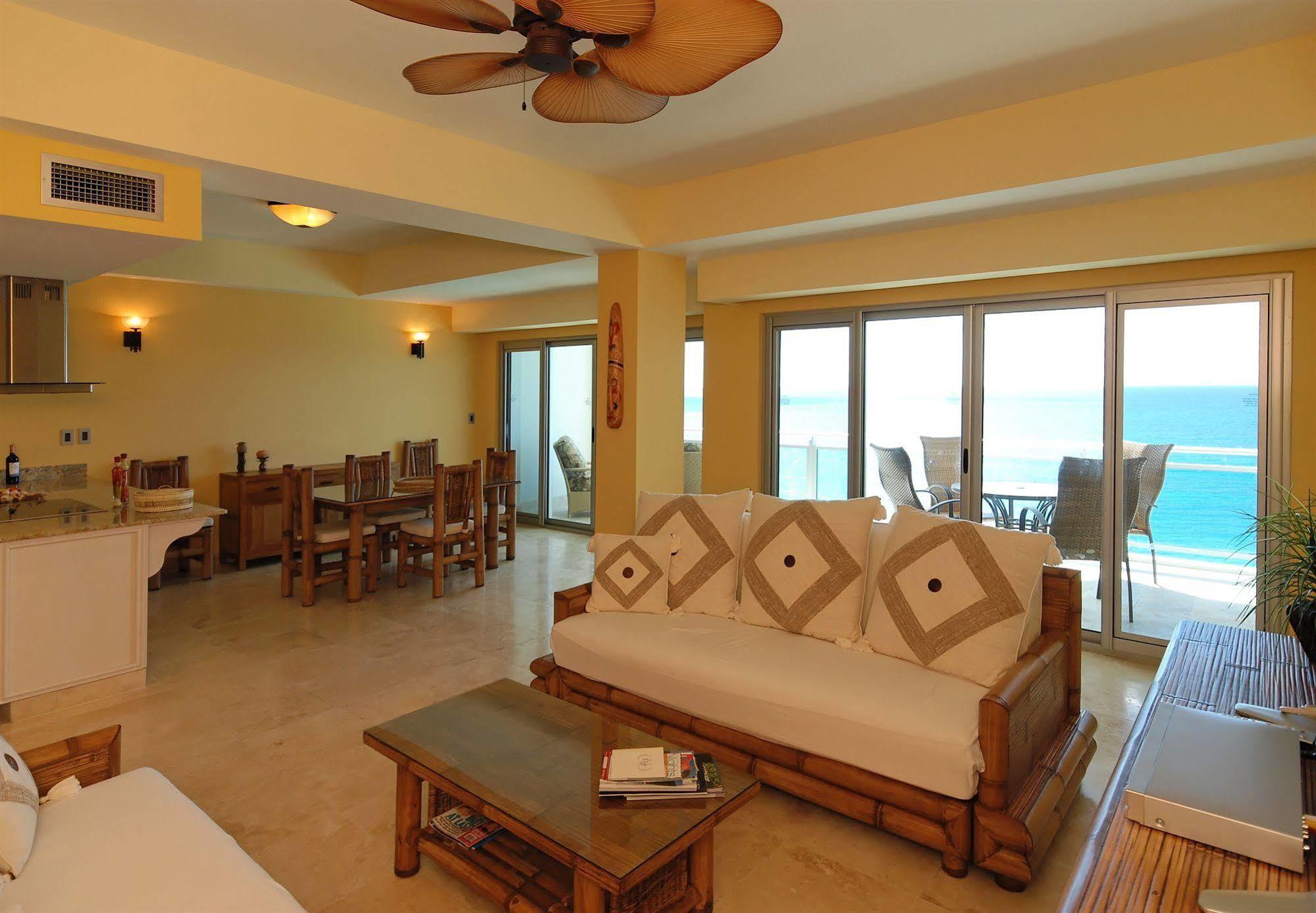 Hotel The Cliff At Cupecoy Beach 3*