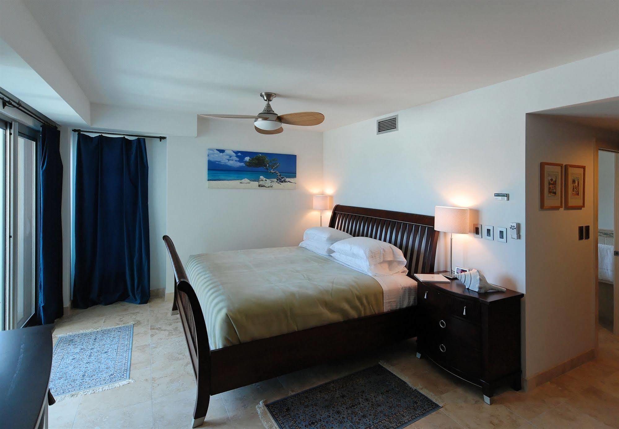 The Cliff At Cupecoy Beach Hotel 3*