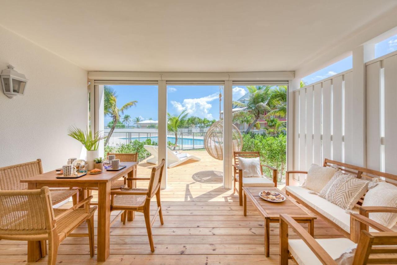 Six View - Beach Front Saint Martin