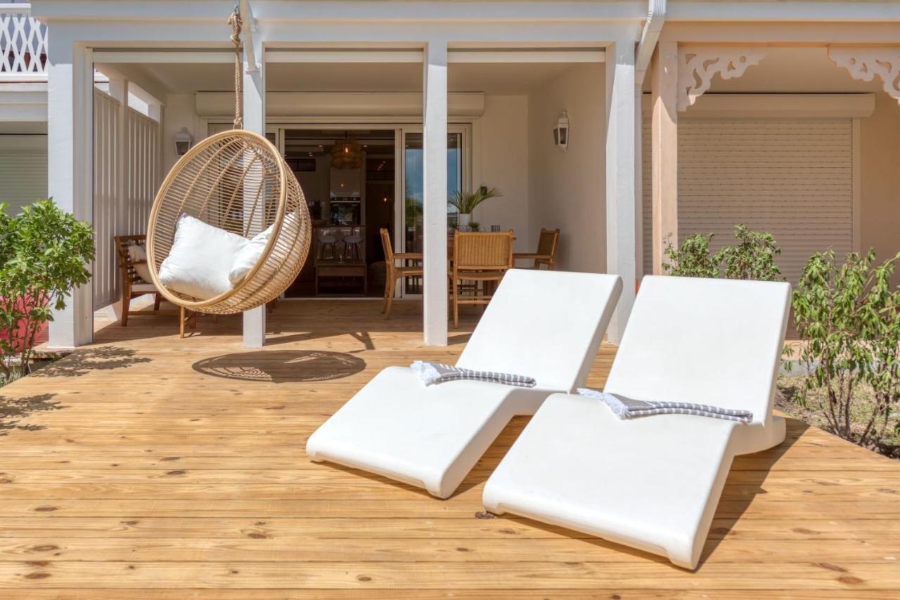 Six View - Beach Front Apartment