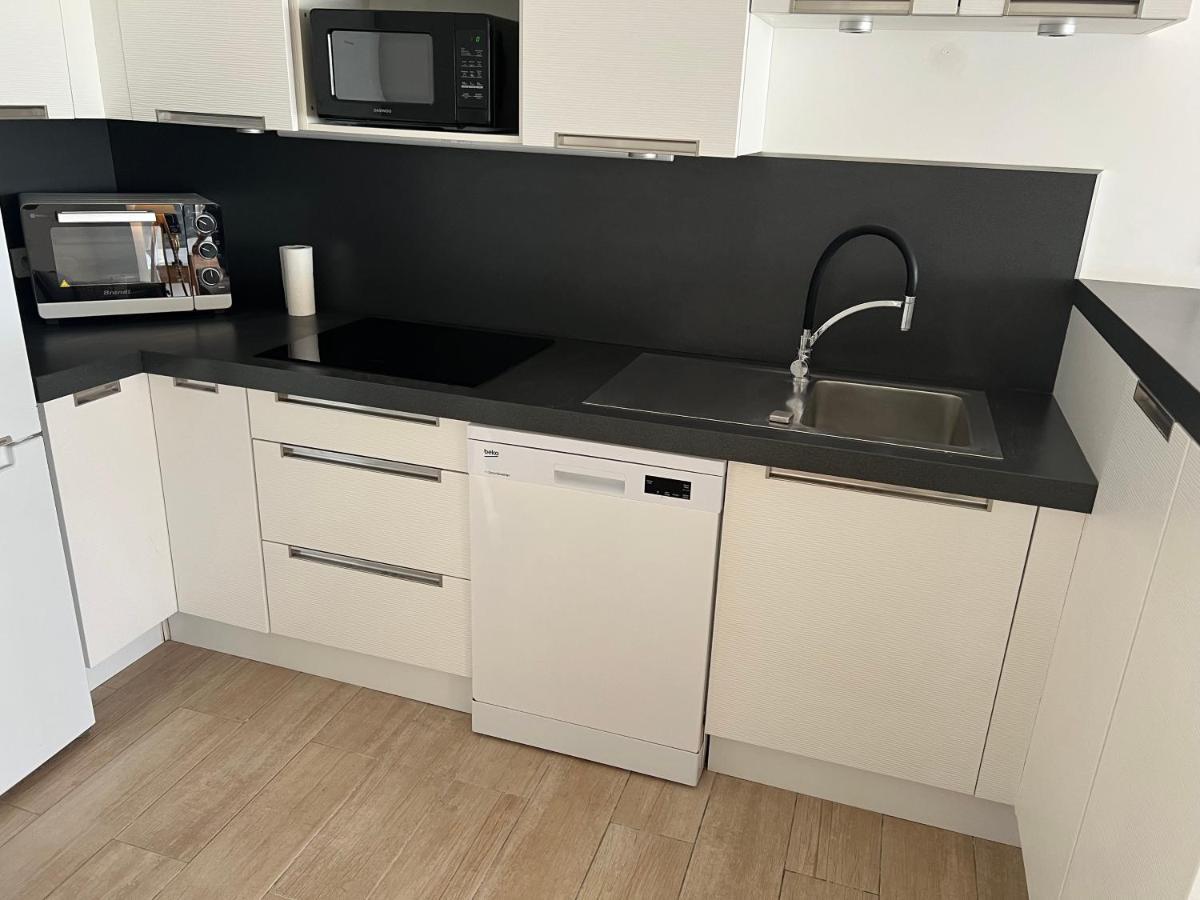 Apartment Magnifique Sur Plage Et Mer Au Nbbc