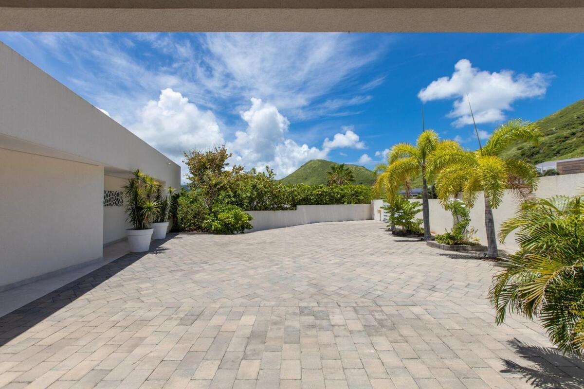 Vogue Art Luxe Sea View 5 Bedrooms Villa *