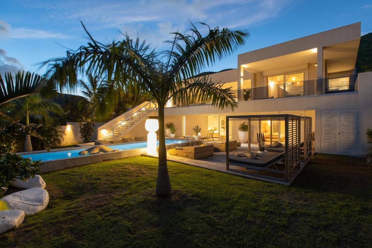 Vogue Art Luxe Sea View 5 Bedrooms Villa