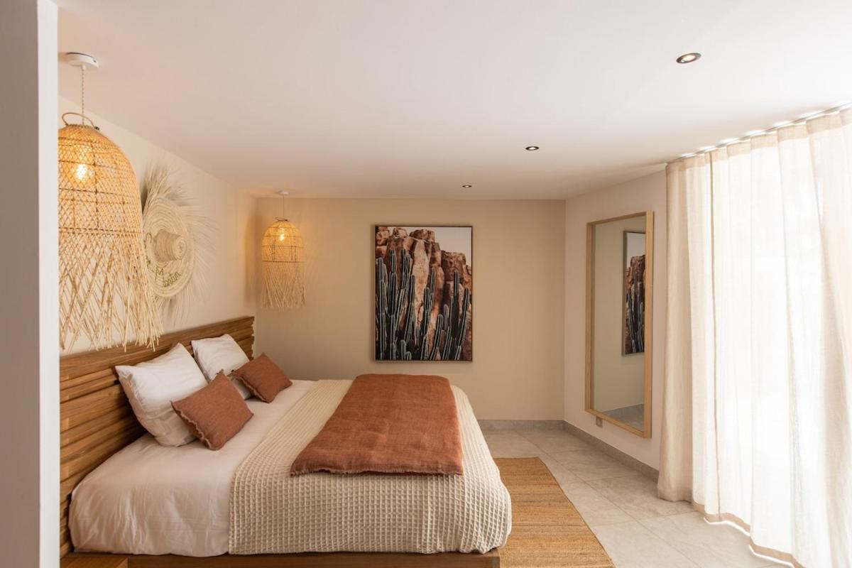 Vogue Art Luxe Sea View 5 Bedrooms Villa