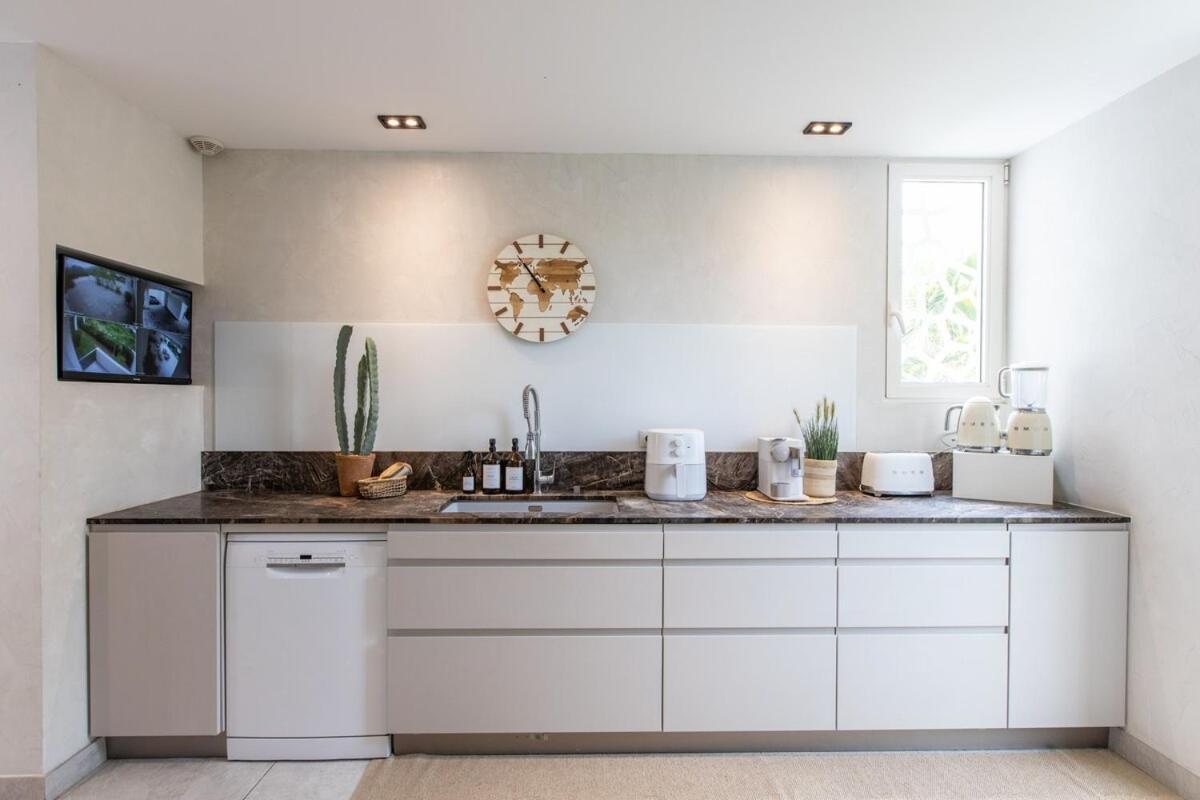 Villa Vogue Art Luxe Sea View 5 Bedrooms *