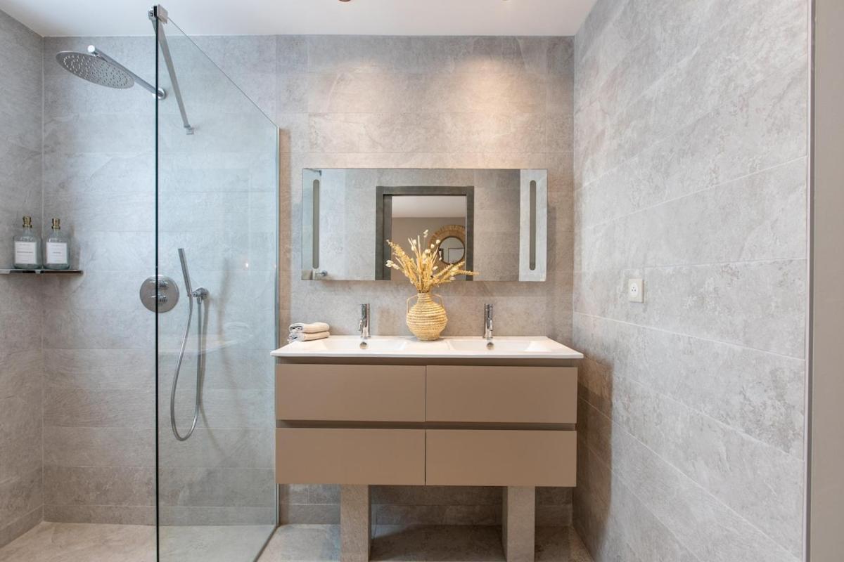 Vogue Art Luxe Sea View 5 Bedrooms *