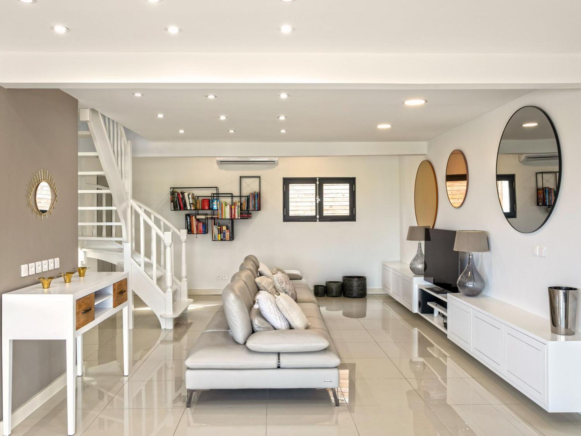 Villa With 180 Sea View Pool Petanque Gym *