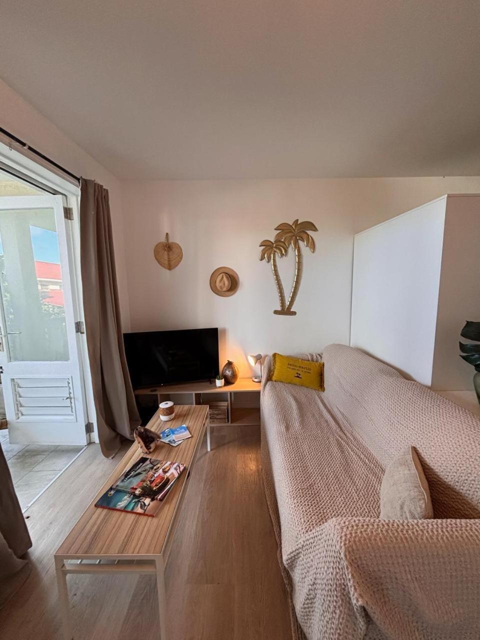 Apartment Vue Avec Piscine Cul de Sac
