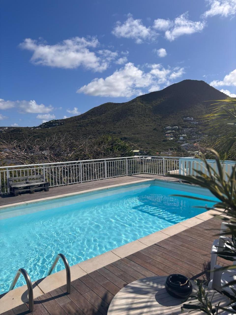 Vue Avec Piscine Apartment
