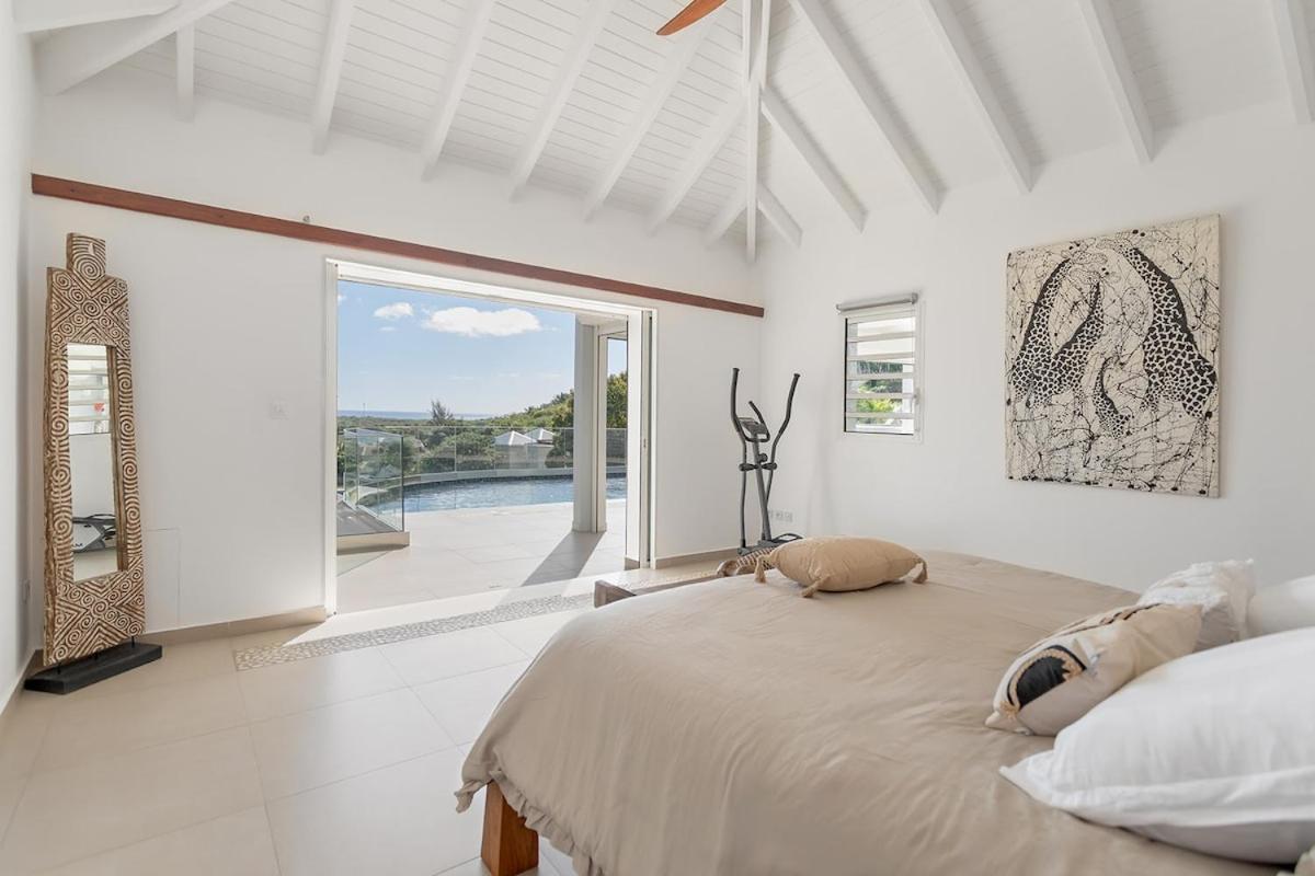 Villa Venus, 4 Bdr With View! *