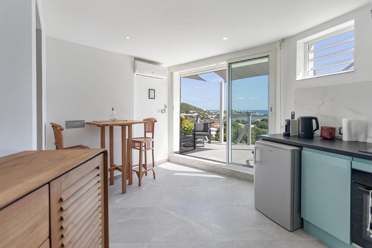 Venus, 4 Bdr With View! Villa