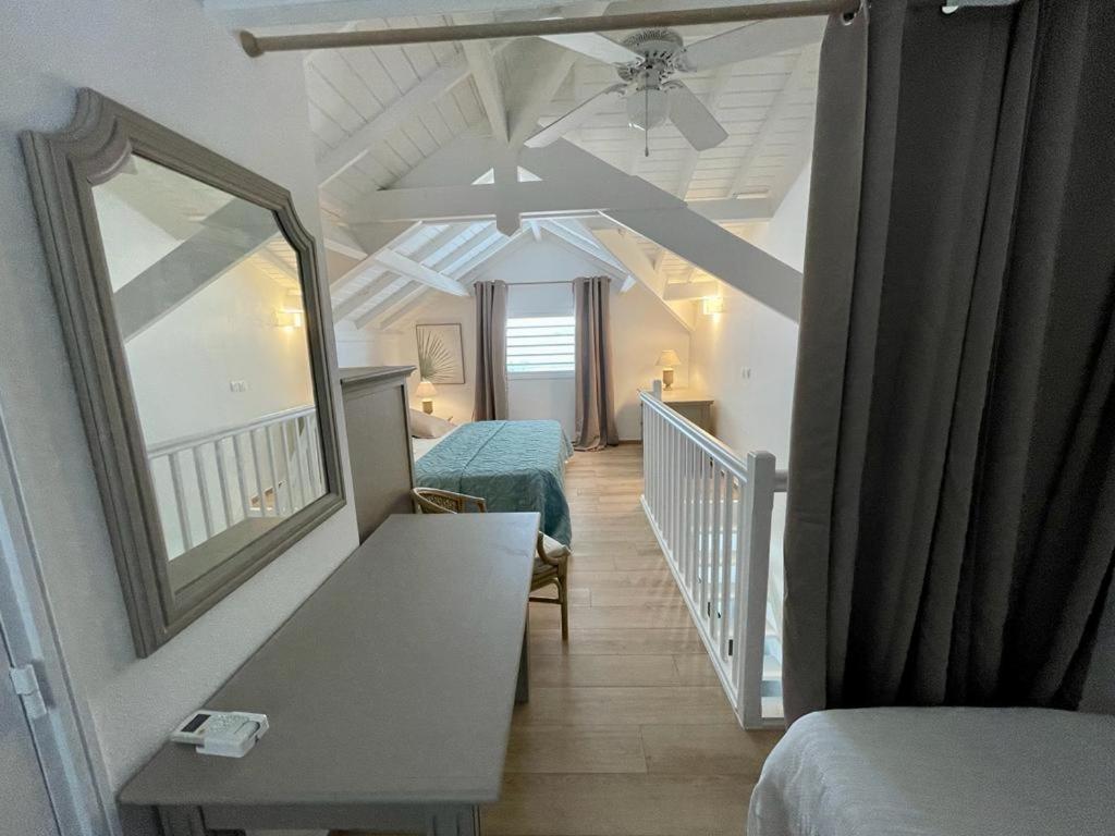 Apartment 1 Chambre, Piscine & Plage, Proche Aeroport Baie Nettle