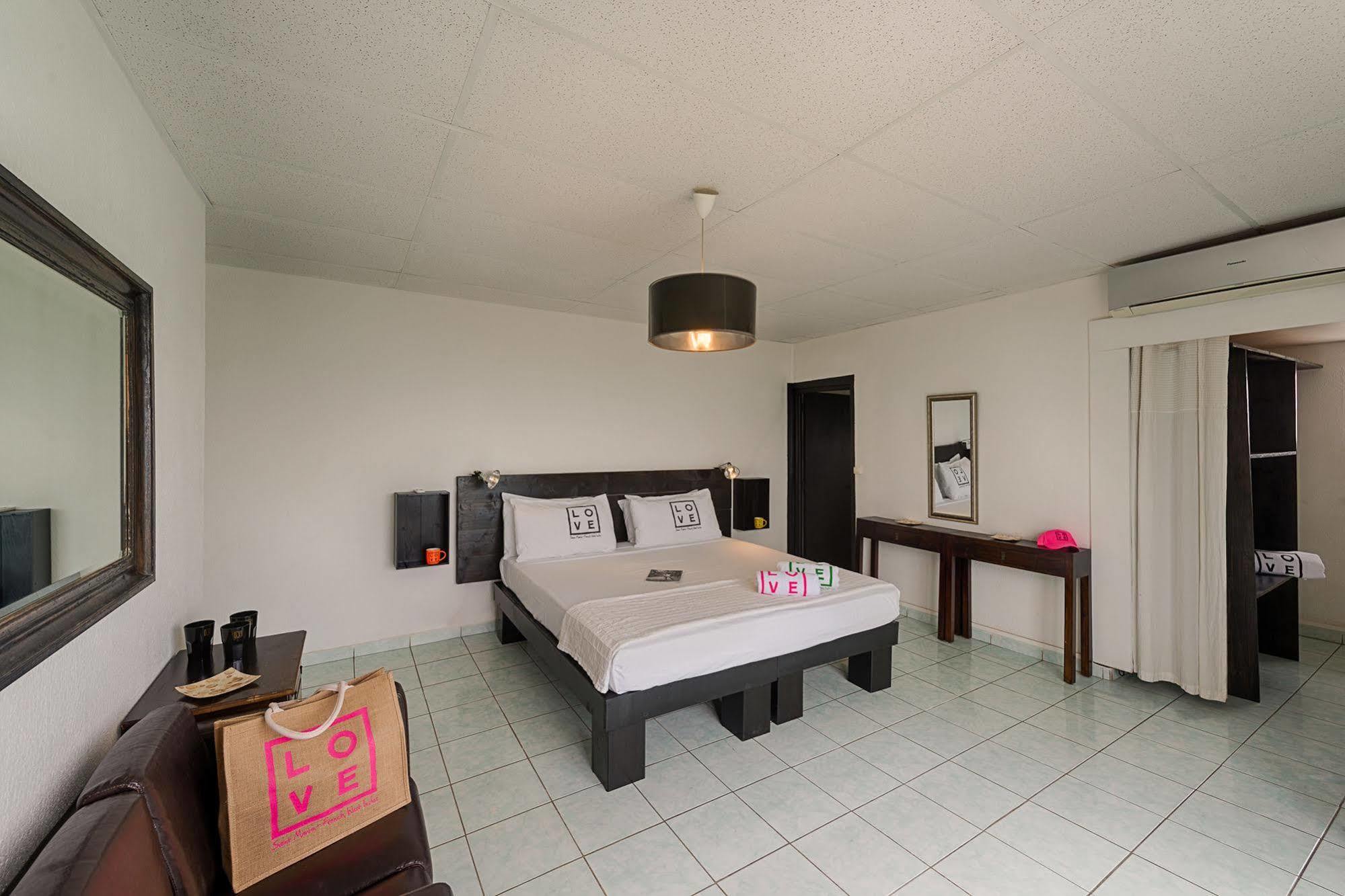 Love Hotel Saint Martin