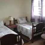 Paula\'S Country Inn