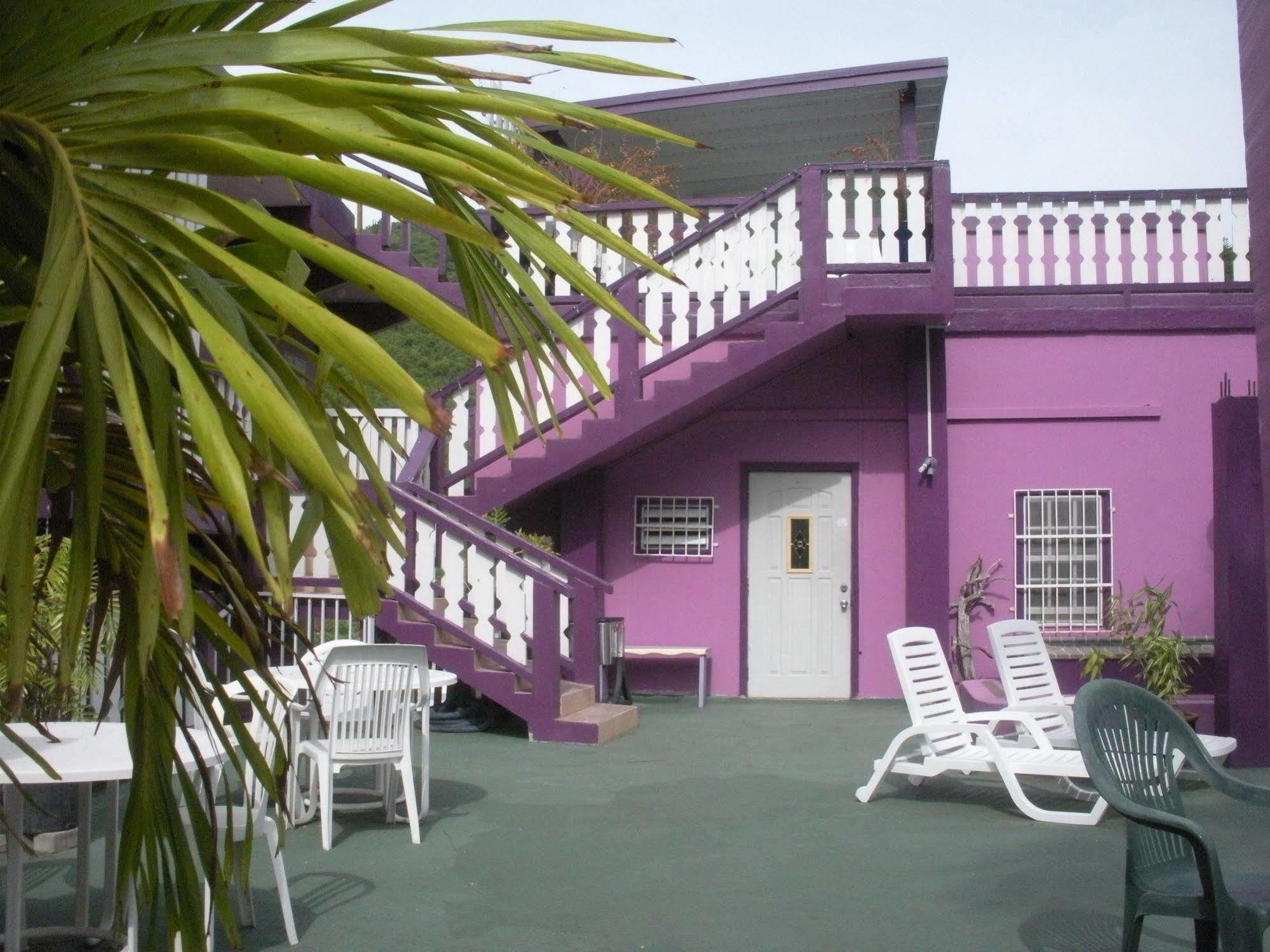Paula's Country Hotel 2*